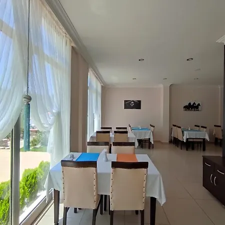 Club Adas Hotel موجلا